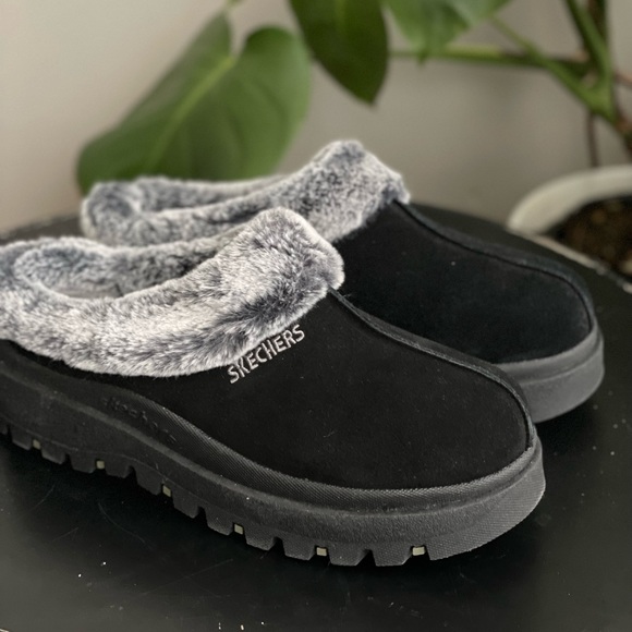 Skechers Women's Fortress Clog Slipper - Picture 6 of 11